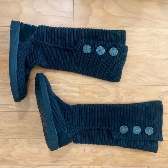 UGG Shoes - Ugh Classic Cardy Boot Black Size 7